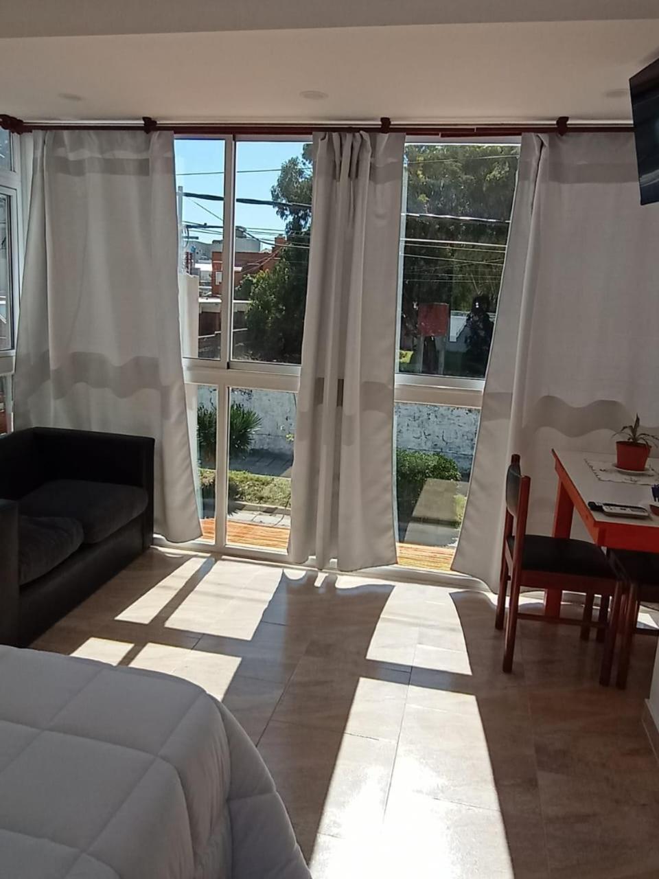 Departamentos Mon Apartment San Clemente del Tuyu Bagian luar foto